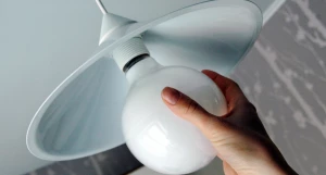 Лампочка. Свет.