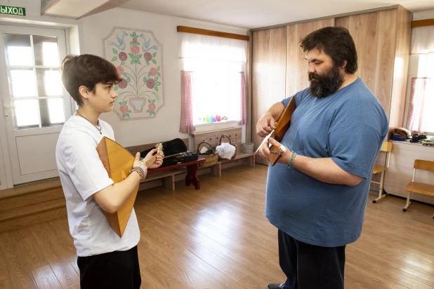 В детской школе искусств «Традиция».