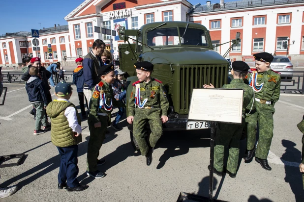 Выставка ретроавтомобилей в Барнауле.