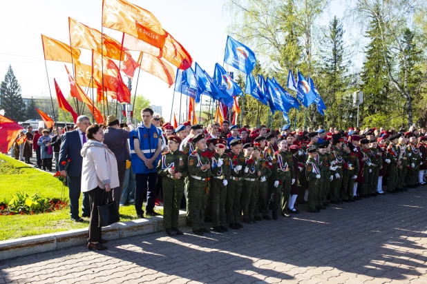 Мемориал славы в Барнауле 9 мая.