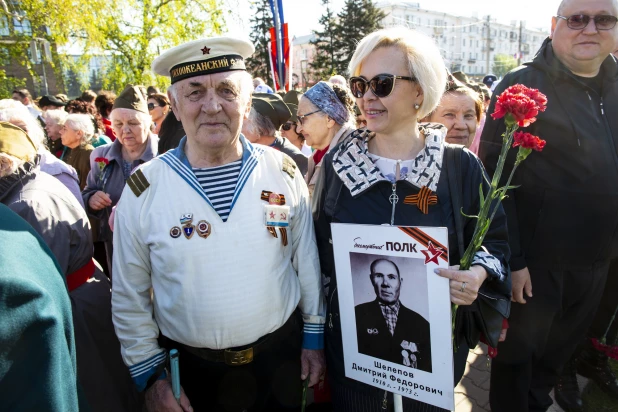 Мемориал славы в Барнауле 9 мая.