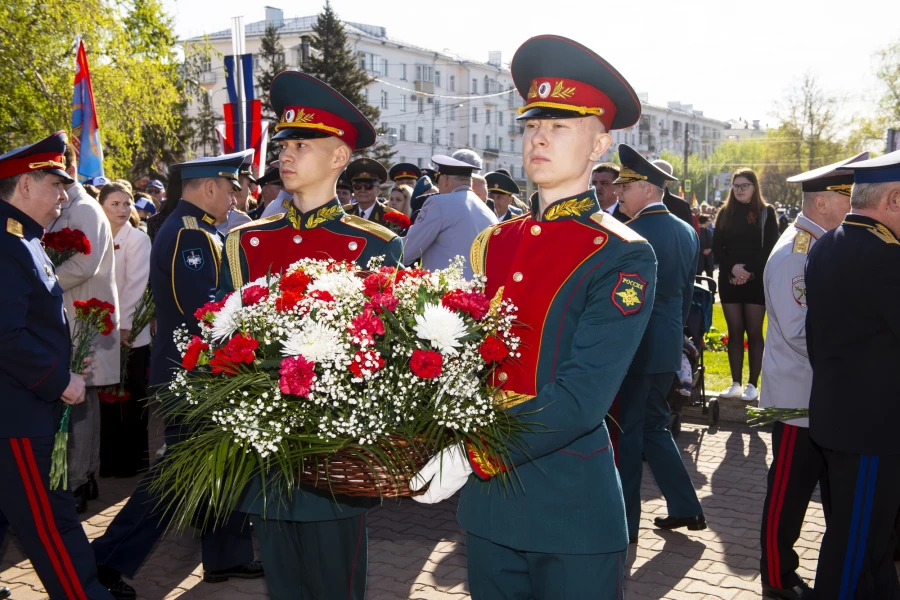 Мемориал славы в Барнауле 9 мая.