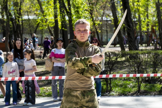 «Бал Победы» в Изумрудном парке.