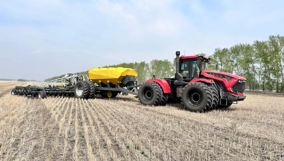 Один из алтайских производителей сельхозтехники вложит более миллиарда рублей в импортозамещение