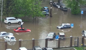 Сильнейшие осадки в виде града прошли в Сибири.