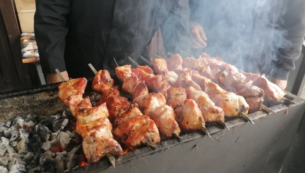 Где теперь находится популярное придорожное кафе "У Григорича".