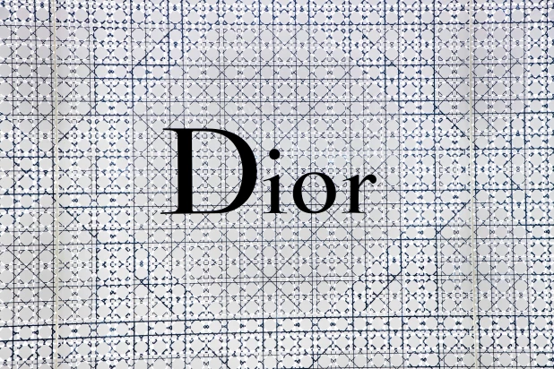 Dior.