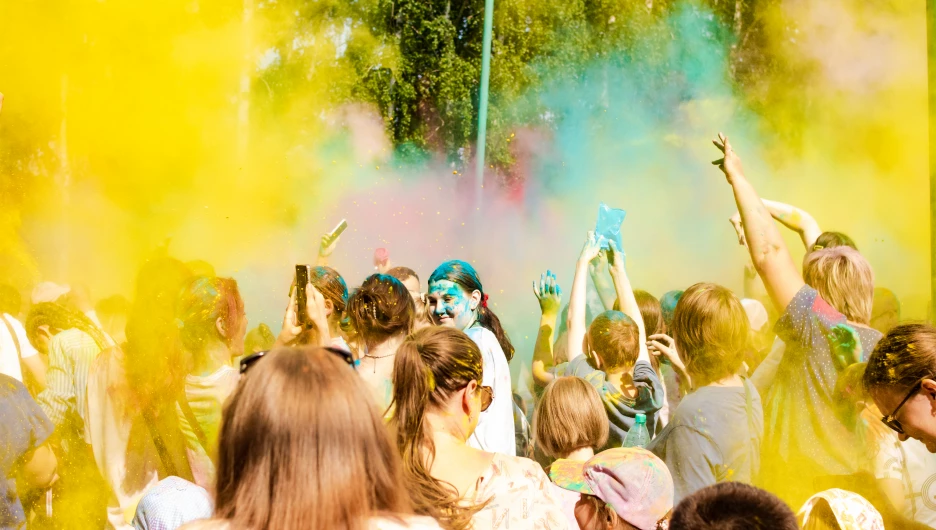 «Фестиваль красок».