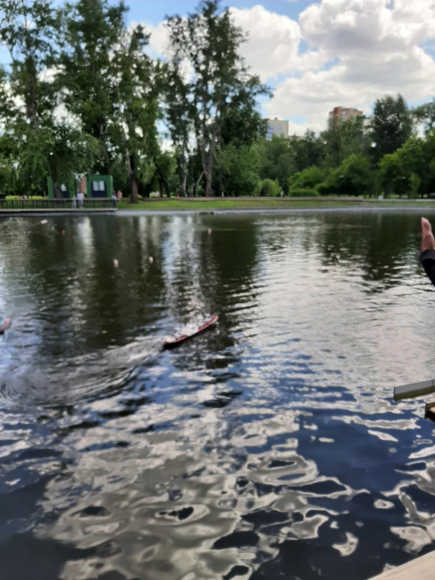 Соревнования юных судомоделистов.