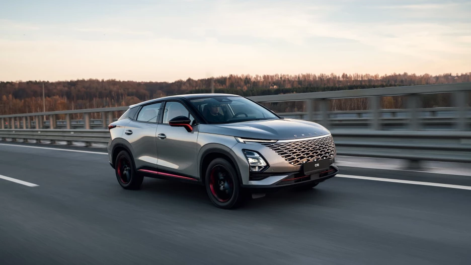 Футуристичный OMODA С5.