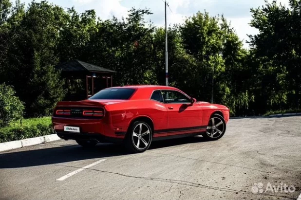 Dodge Challenger 2019 года выпуска. 