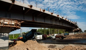 Строительство развязки на Змеиногорском тракте.