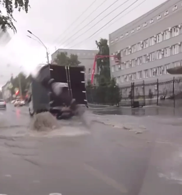 Потоп в Барнауле, 9 июля 2024. 