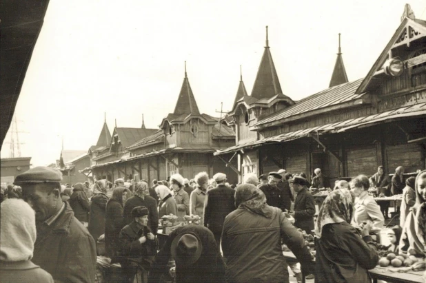 Старый базар в Барнауле.