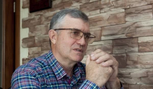 Владимир Устинов