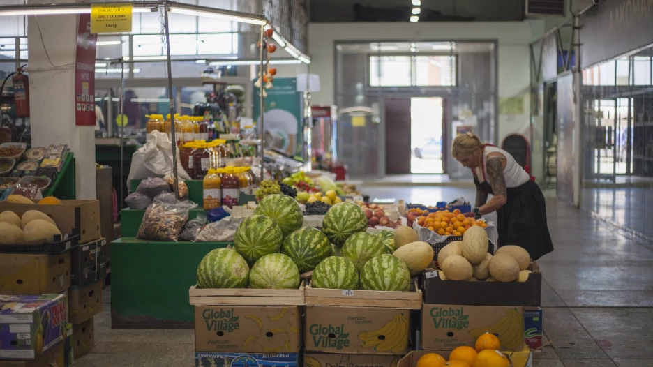 Крытый рынок.