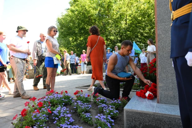 Празднование дня ВДВ в Барнауле. 