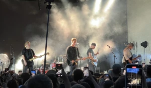 Фестиваль «Шум Катуни» на Алтае. Выступление группы «Комната культуры».