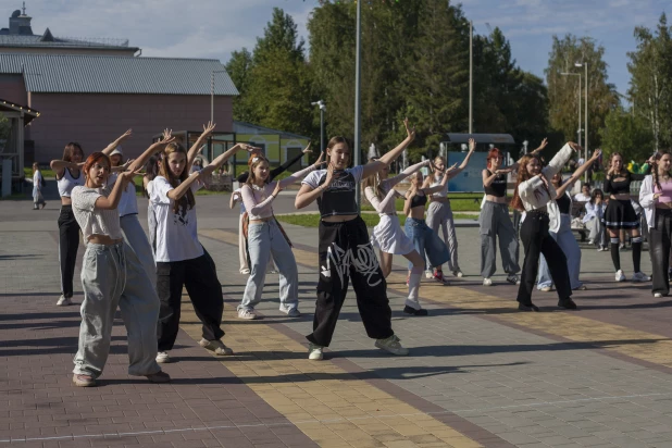 K-pop random dance в парке «Центральный».