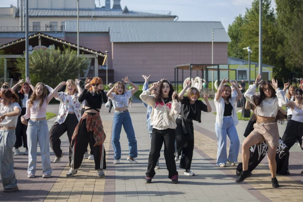 K-pop random dance в парке «Центральный».