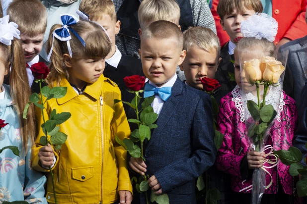 Торжественные линейки в честь Дня знаний прошли в Барнауле.