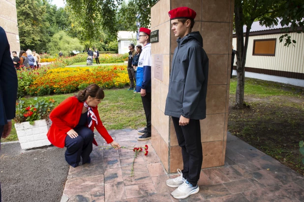 Торжественные линейки в честь Дня знаний прошли в Барнауле.