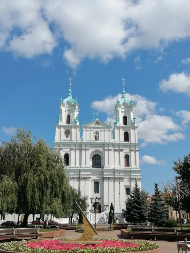 Гродно. Фарный костел.