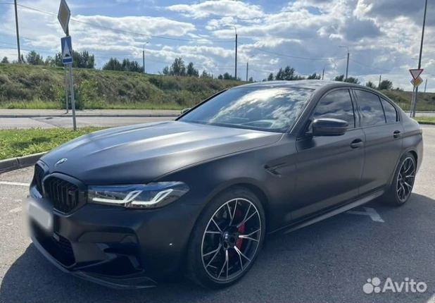 BMW M5 2020 года выпуска