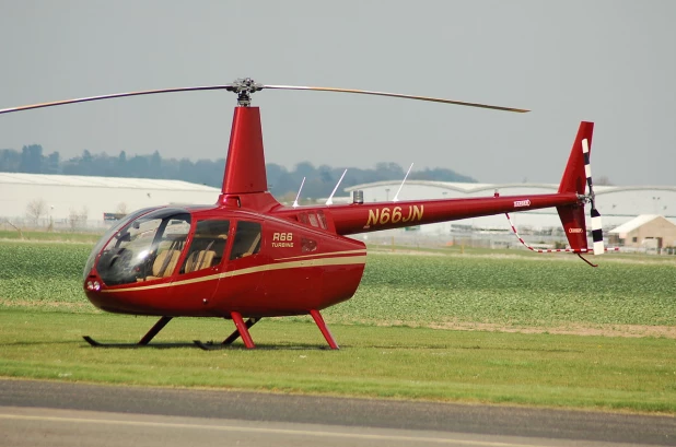 Robinson R66.