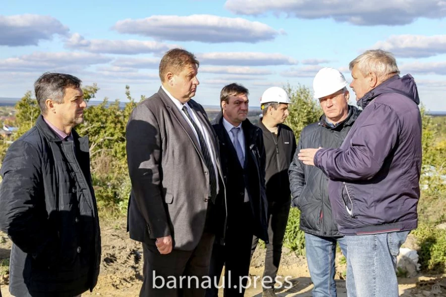 В Казенной Заимке проводится реконструкция существующего артезианского водозабора по программе федерального проекта «Чистая вода».