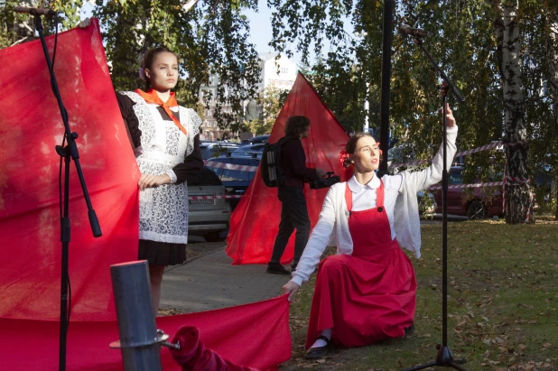 Открытие Второго театрального фестиваля "Здравствуйте, люди!" в Барнауле