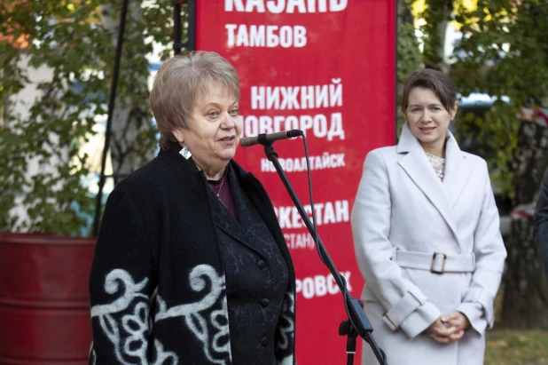 Открытие Второго театрального фестиваля "Здравствуйте, люди!" в Барнауле