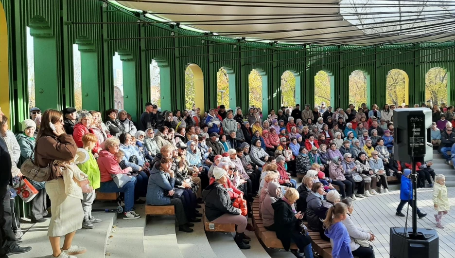 Концерт в Изумрудном парке. 