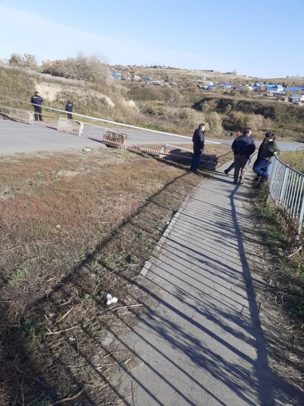 Прорвало дамбу в Шелаболихе