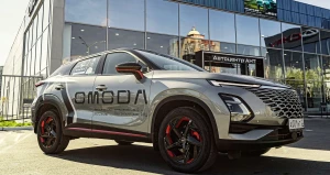 Кроссовер OMODA C5 с дерзким дизайном.