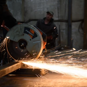 Производство, металлообработка, завод.