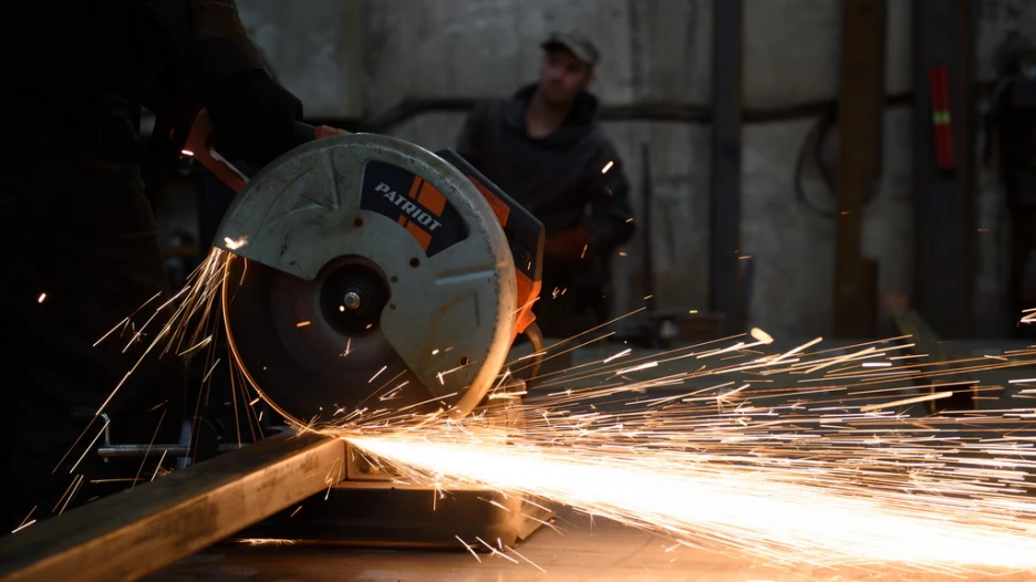 Производство, металлообработка, завод.