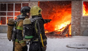 Пожар на складе в Барнауле.