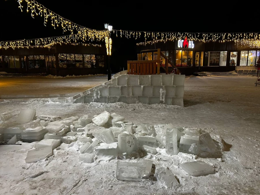 «Барнаульский Арбат» почти закончили украшать к Новому году. Фото