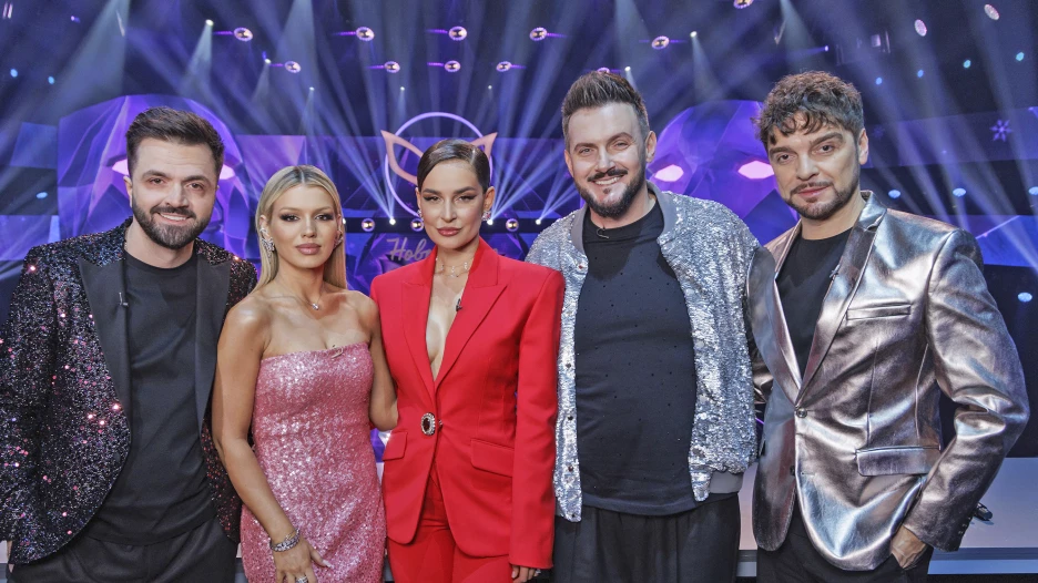 "Новогодняя Маска 2025".