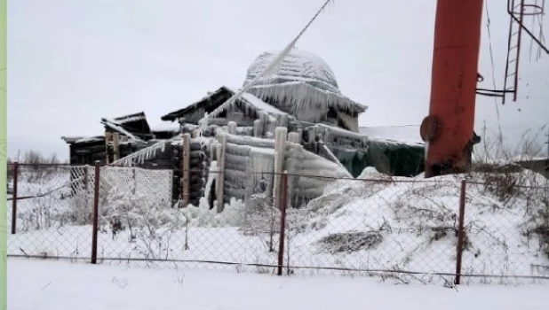 Церковь в алтайском селе, которую спасали летом, снова в трагическом состоянии