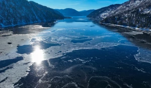 В первой декаде февраля в Камгинском заливе устанавливается первый лед.