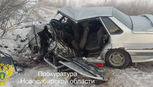 Подростки попали в больницу из-за жуткого ДТП.