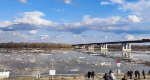В Барнауле начался долгожданный ледоход. 
