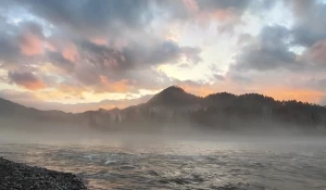 Катунь в тумане.