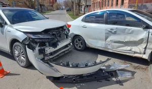 Серьезное ДТП случилось в центре Барнаула