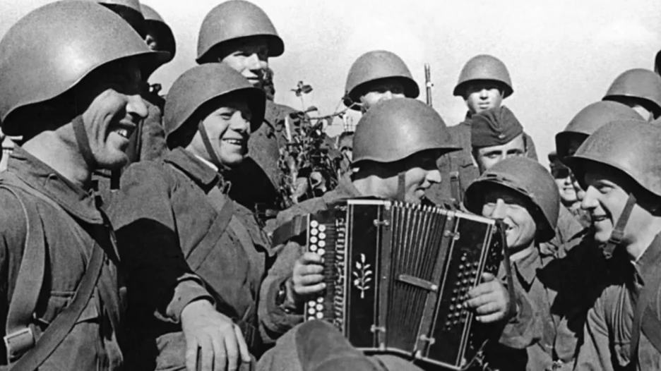 Военные песни.