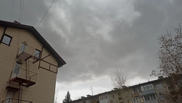 Гроза прошла в Барнауле.