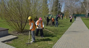 Городской субботник в Барнауле 
