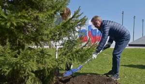 Городской субботник в Барнауле 
